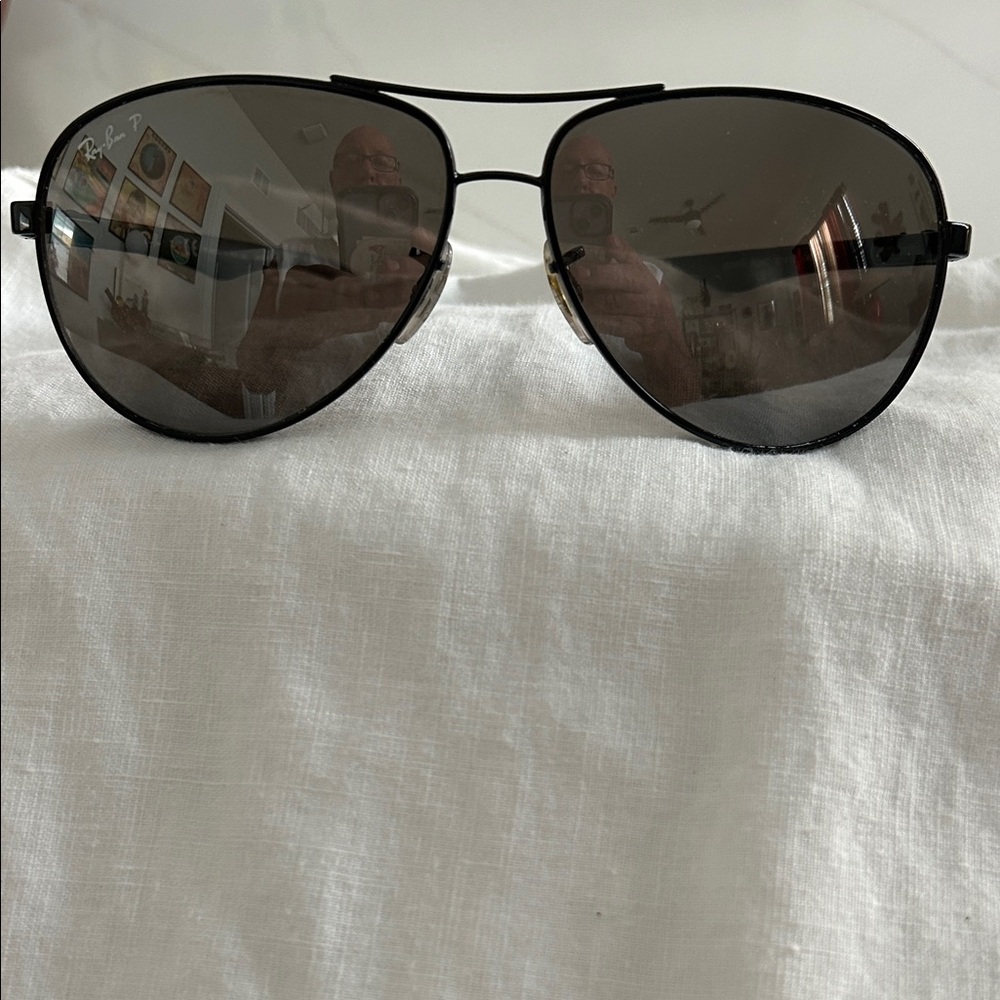 Ray-Ban Black Aviator Sunglasses